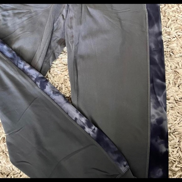 Lululemon align joggers - Picture 2 of 3